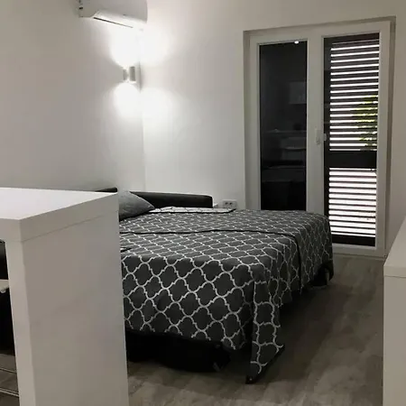 Daire White Studio Opatija