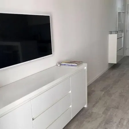 White Studio Opatija דירה *
